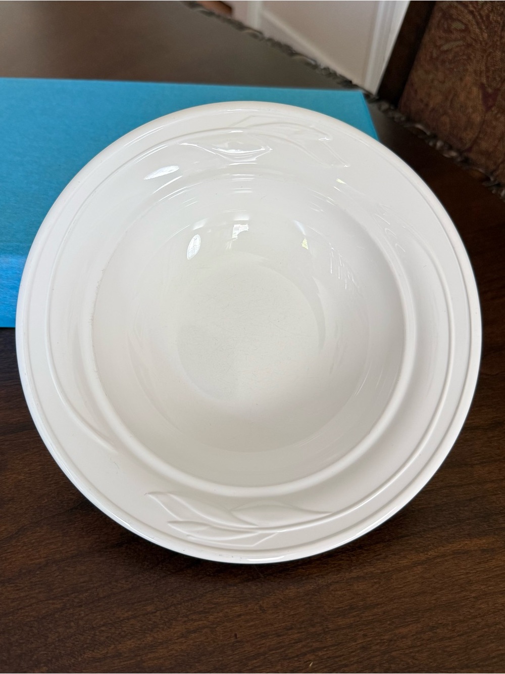 Vintage Corning Casual Elegance White Floral L-20 Soup Cereal Bowl 7 7/8"